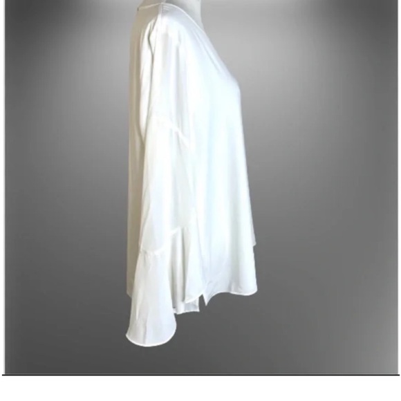 Vince Camuto Long Bell Sleeve Blouse, size XXS - Picture 5 of 8